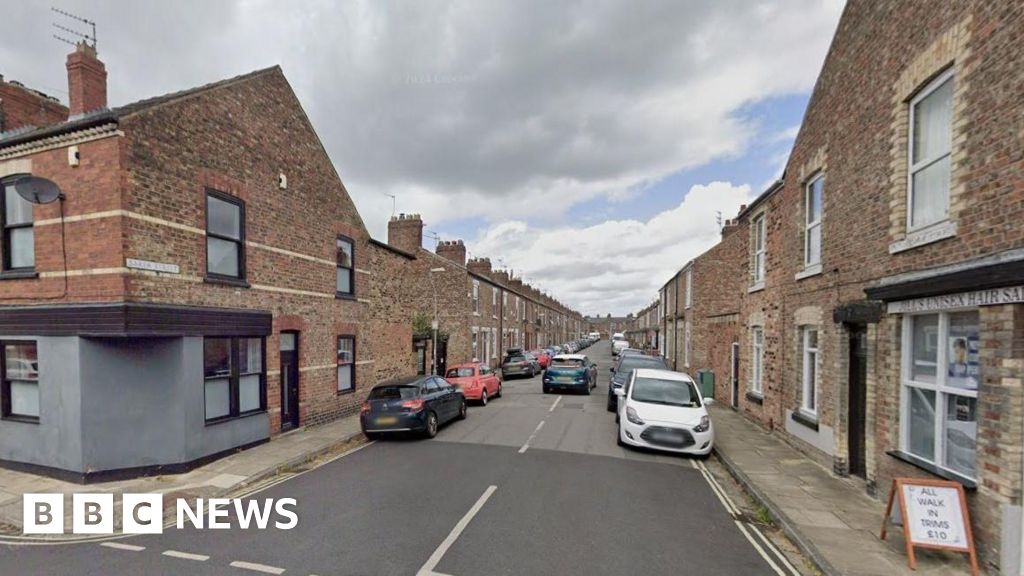 Man seriously hurt in York stabbing, say police