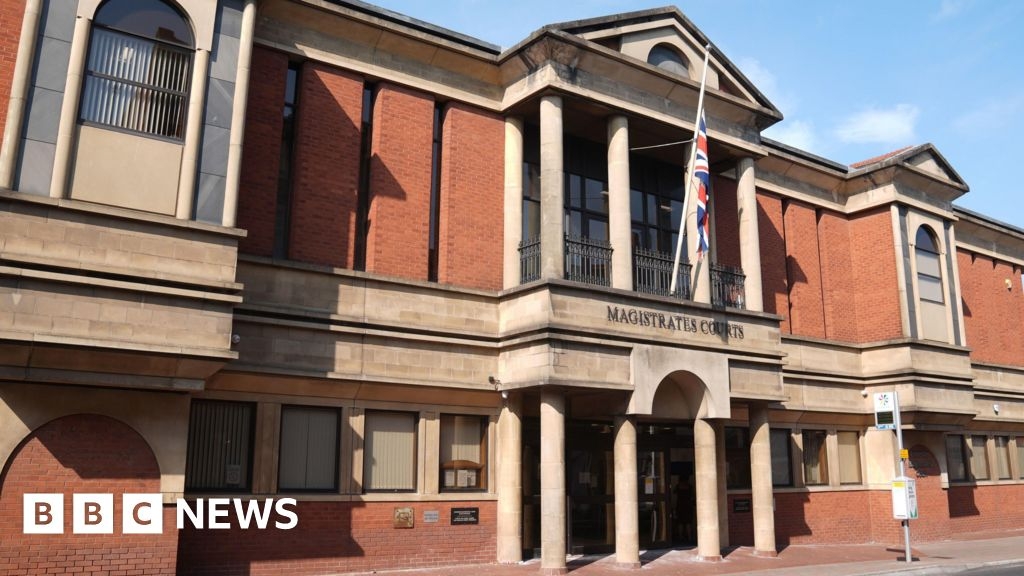 Oadby man admits hoax airport and railway station bomb threats