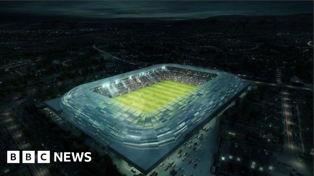 Casement Park: Government in 'solution-finding mode', O'Dowd says