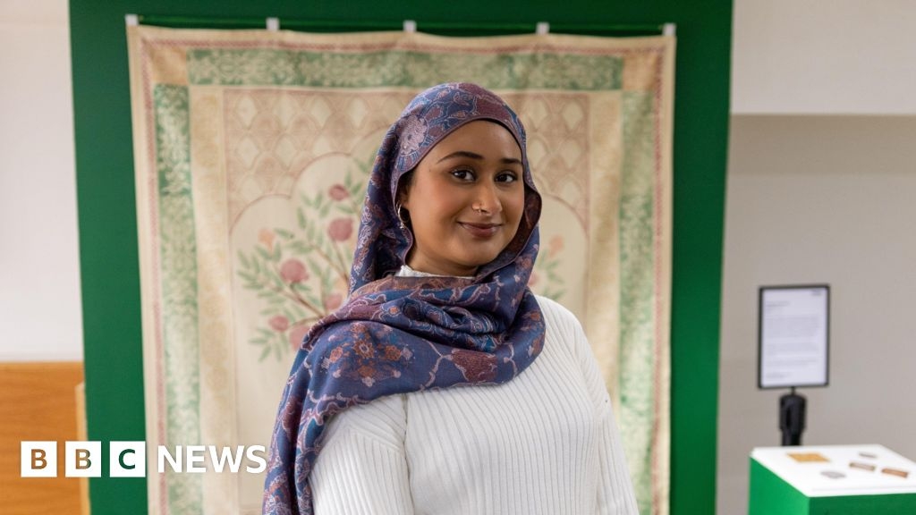 Midlands Arts Centre marks Ramadan with community Iftar