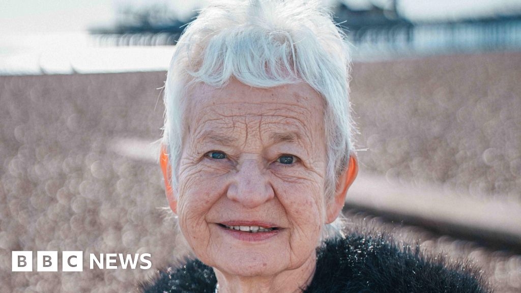 World Book Day: Jacqueline Wilson announces adult sequel to Illustrated Mum