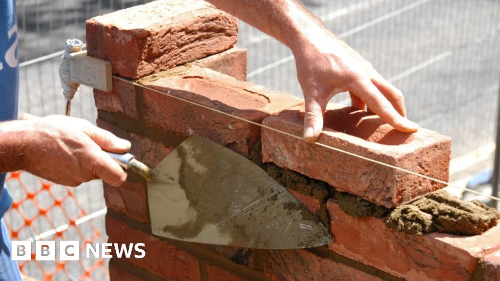 Council approves 870 new homes near Peterborough