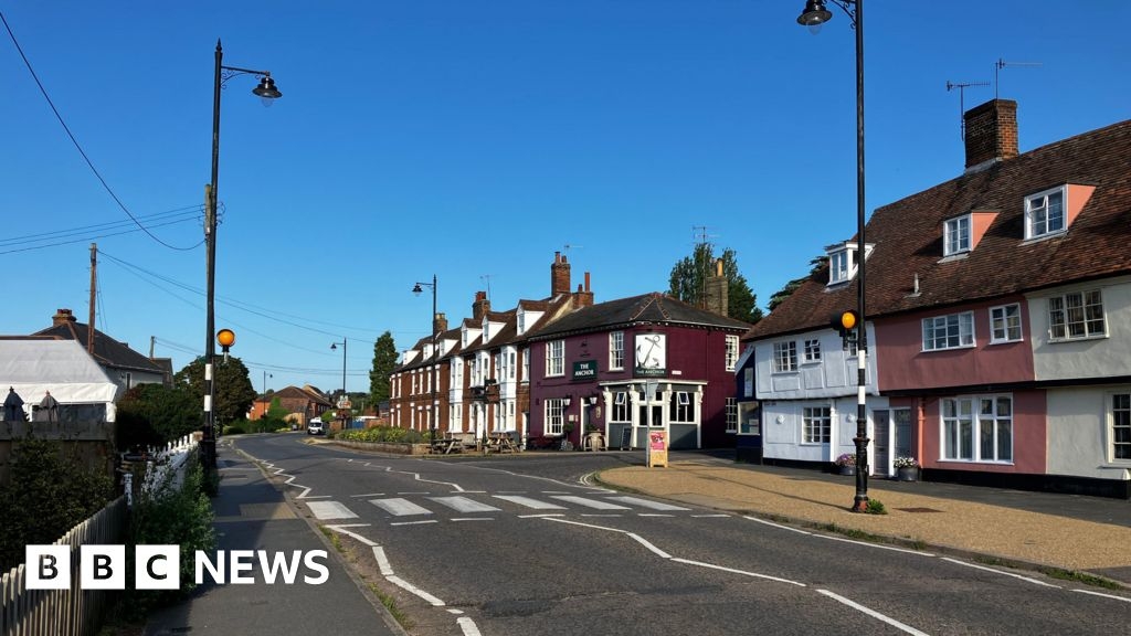 Woodbridge not suitable for active travel plan, say residents