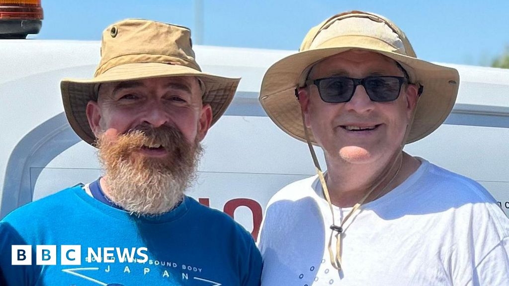 Engineers walking 130 miles to head office for charity