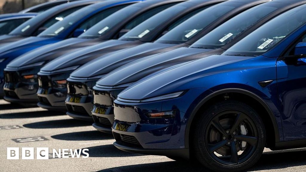 Tesla deliveries plummet 14% in second quarter