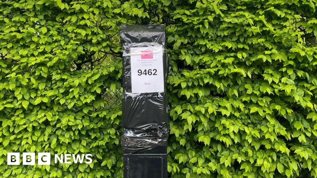 Reading parking machines covered up amid move to cashless