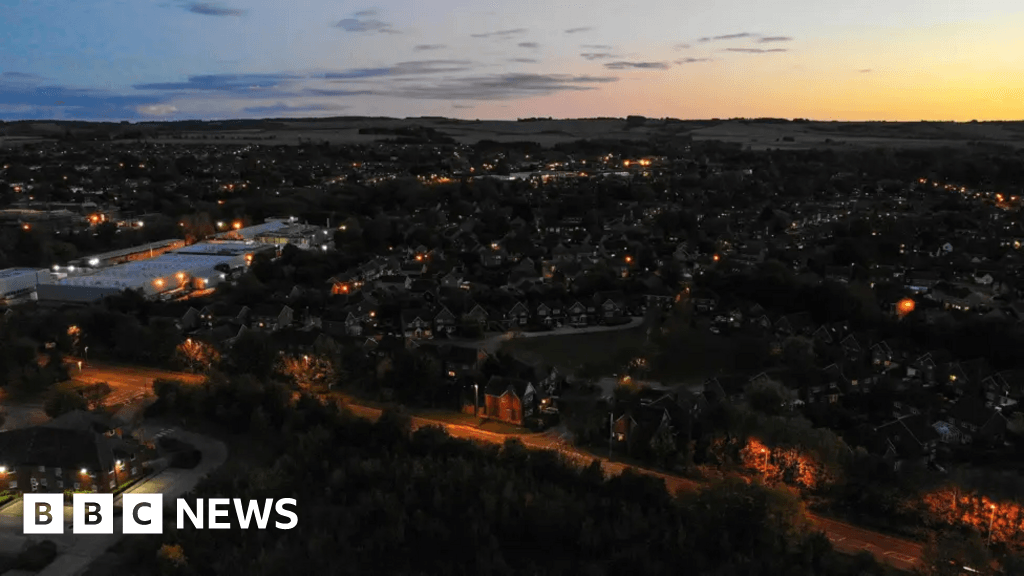 Views wanted on Oxfordshire Council's street light turn-off plans