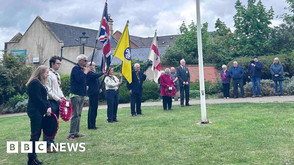 Irthlingborough remembers on 80th anniversary of VE Day