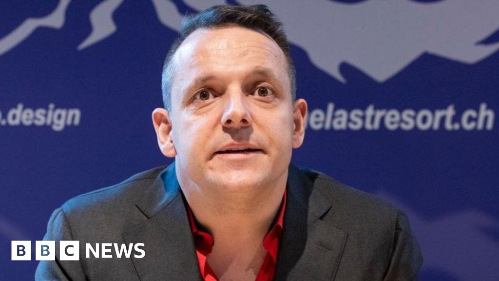 Euthanasia activist arrested over 'suicide pod' dies