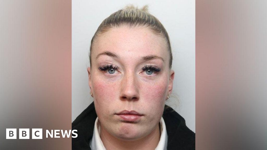 Five Wells prison officer jailed over relationship with inmate