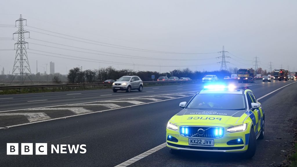 Neston: Man jailed after 140mph motorway chase on M6