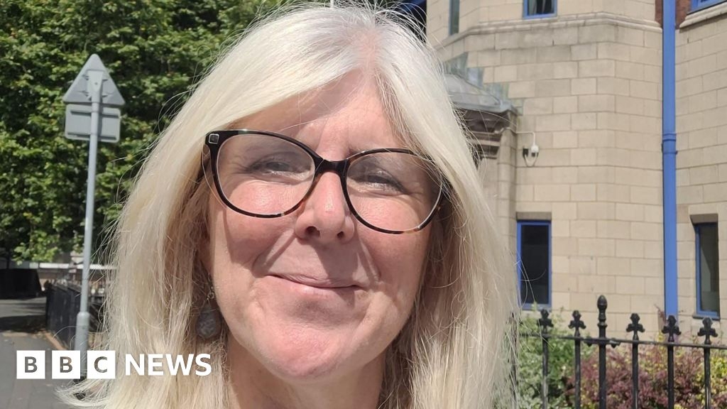 Stoke-on-Trent MP Allison Gardner in tears over 'excruciating' chronic UTI