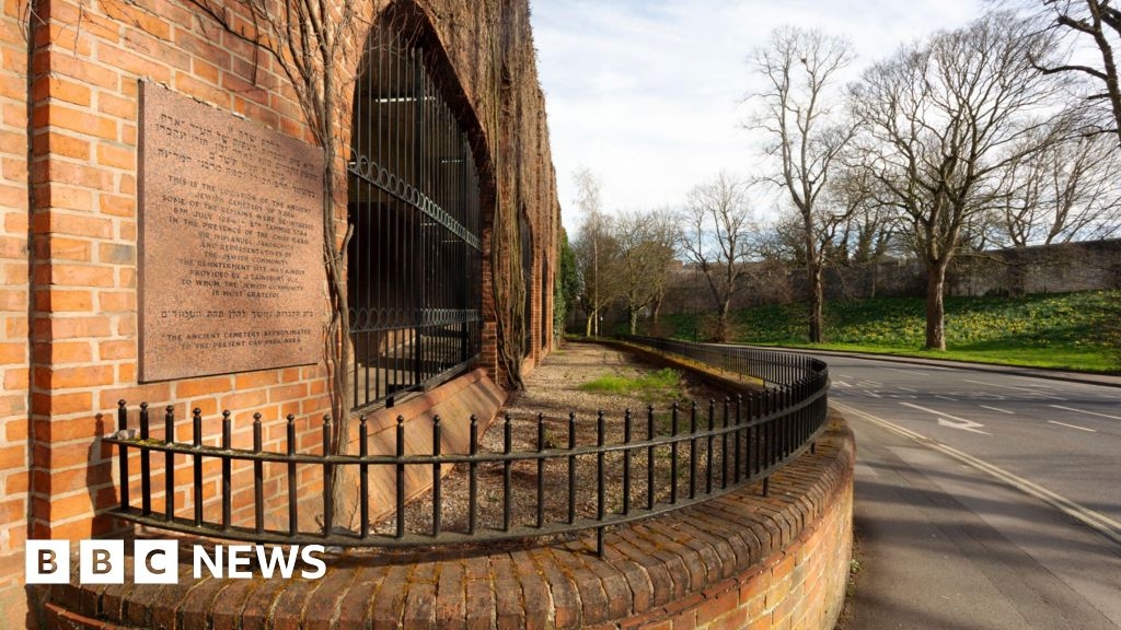 Protected status for York's medieval Jewish cemetery site