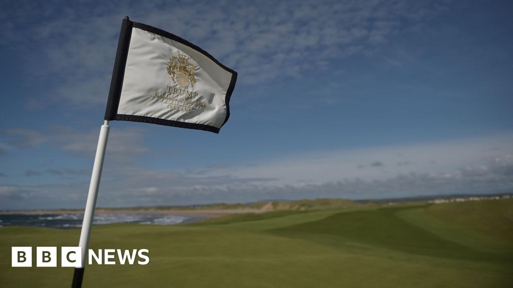 Donald Trump's Doonbeg golf course damaged by protestors