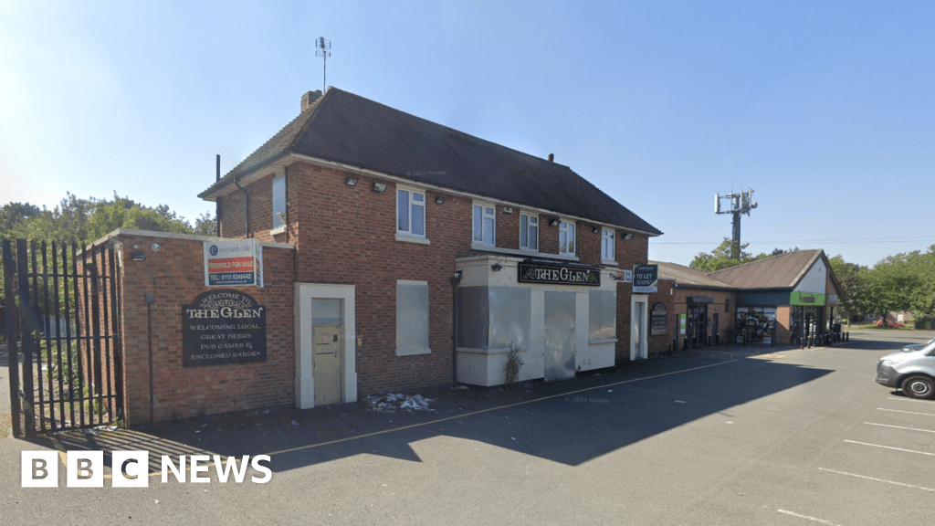 Plan to turn disused former Leicester pub into mosque approved