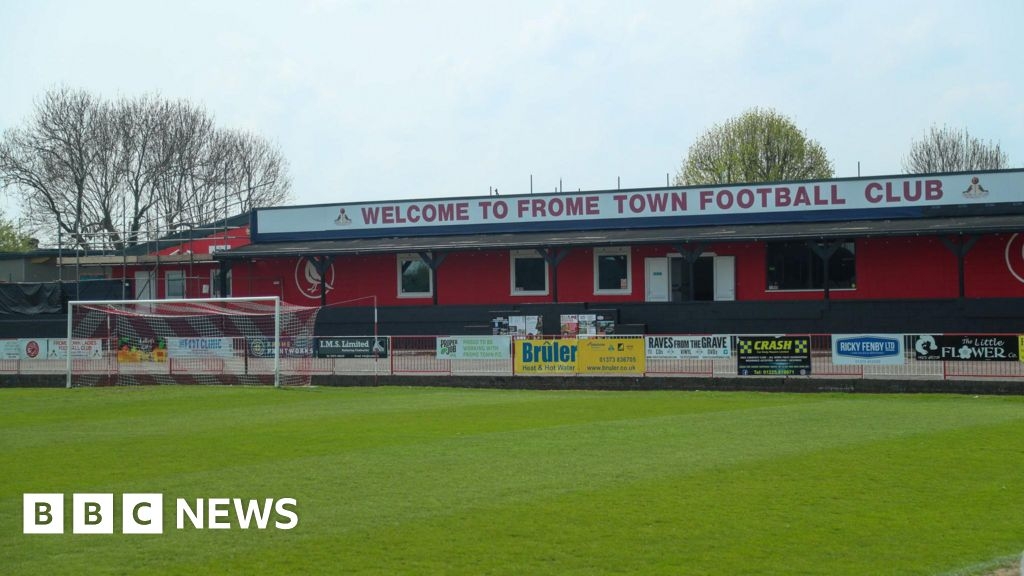 Frome Town FC fans 'disappointed' over football stadium delay