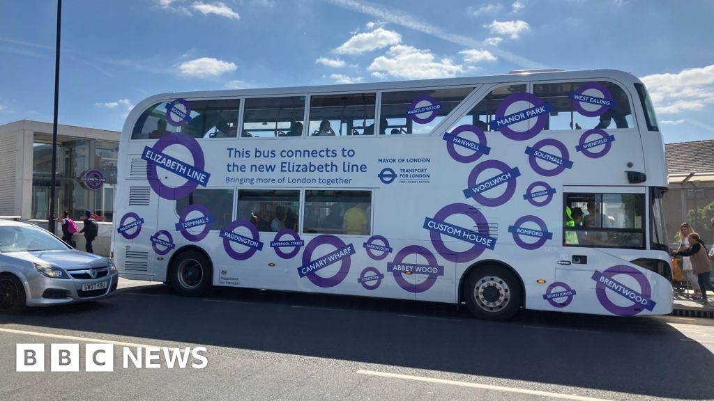 Superloop 2 bus proposed to replace 472 route