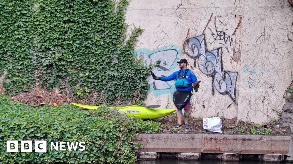 Paralympians to help out with Nottingham canal clean-up