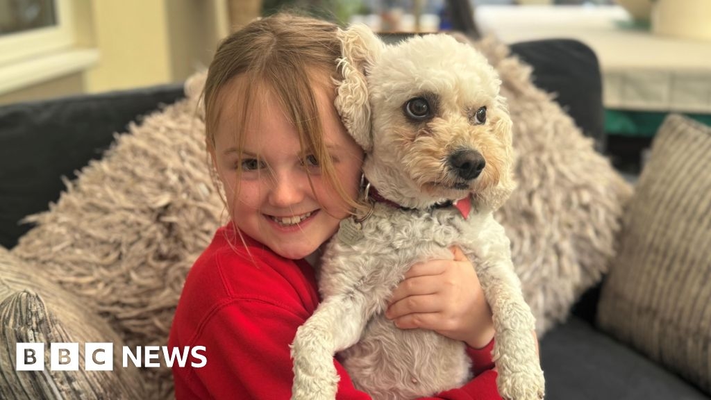 Bury schoolgirl, 8, embarks on year-long charity mission