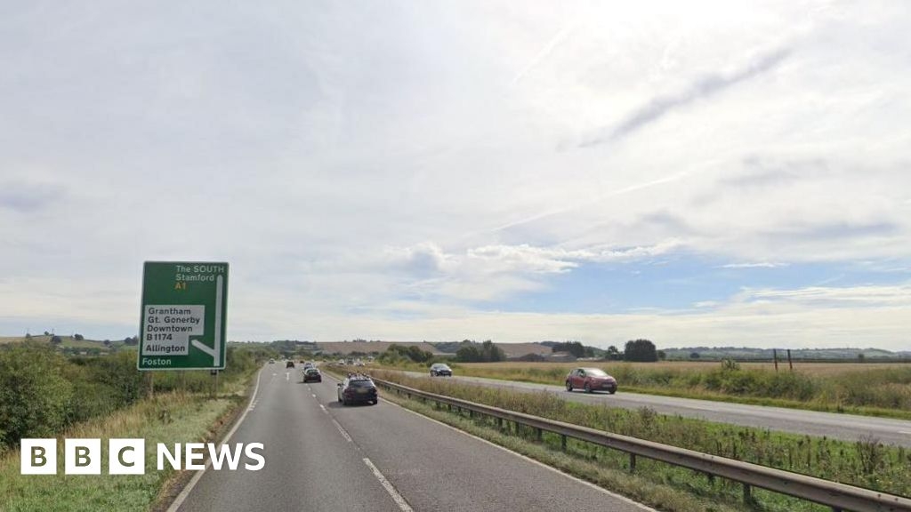 Crash shuts A1 near Balderton in both directions