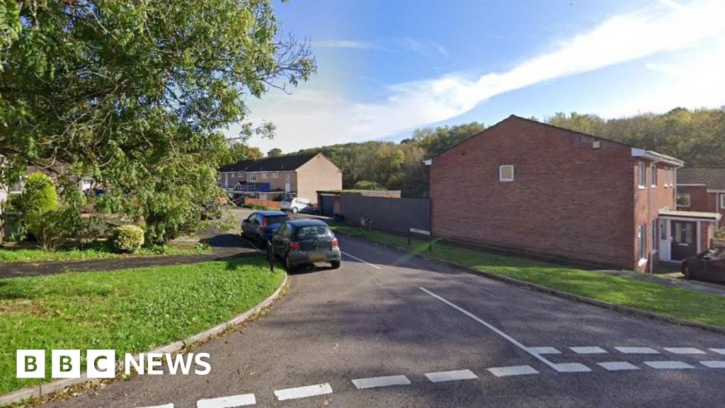 Two men arrested after man dies in Exmouth garden