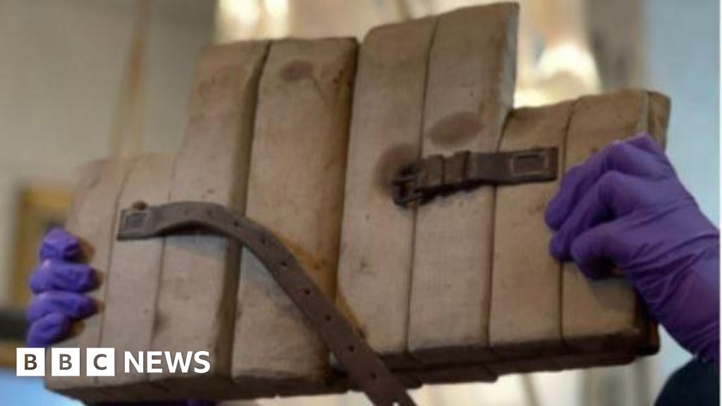 Historic cork life jacket wins Cornish award