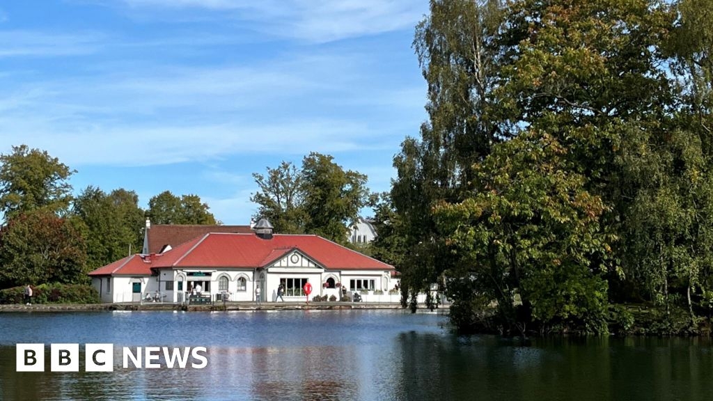 East Renfrewshire backs 8% council tax increase