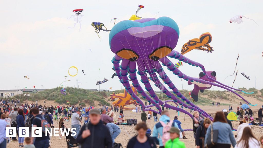 Redcar Kite Festival will see thousands flock to seafront