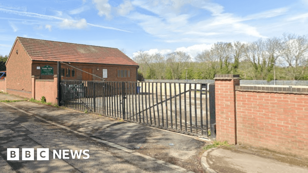 Temporary Newark traveller site extended in flood risk area