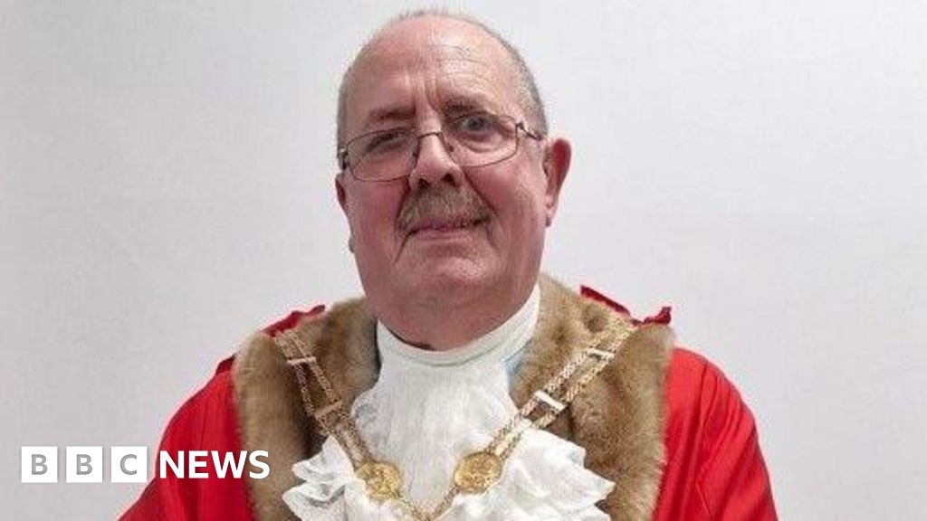 Charity ball to celebrate Newcastle-under-Lyme mayor after crash death