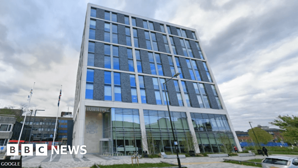 Crawley and Reigate councils to decide on unitary authority plan