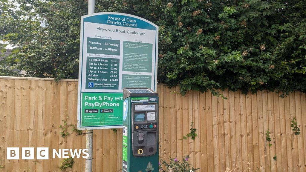 Free hour parking scheme in Forest of Dean expanded