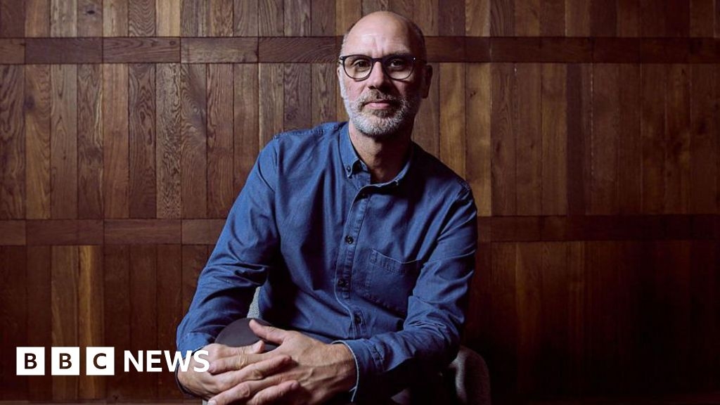 Jesse Armstrong: Why I'm writing about rich people again