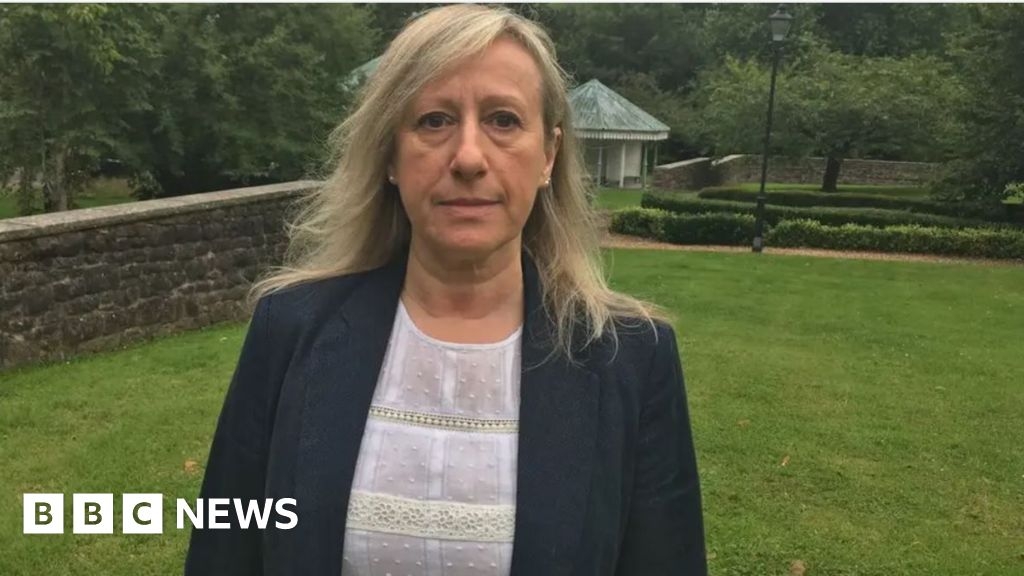 Covid anniversary: Anger at no national memorial events in Wales
