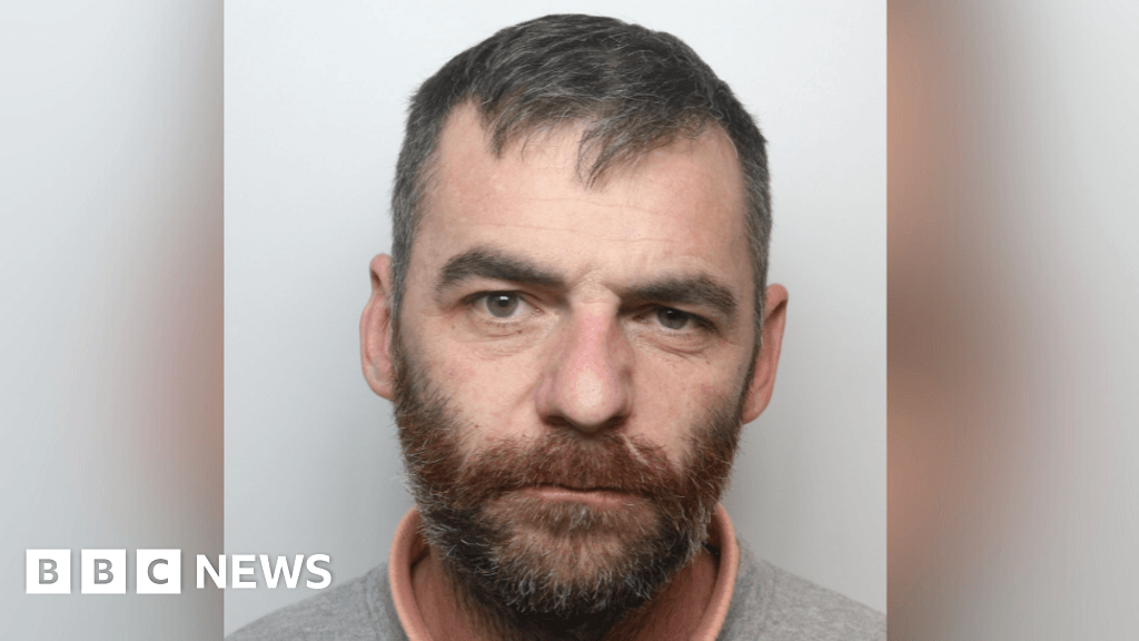 Shipley hero-turned-villain jailed for punching man's face