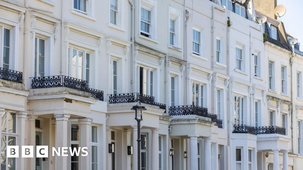 London housing: Unlawful renting of short-term lets on the rise