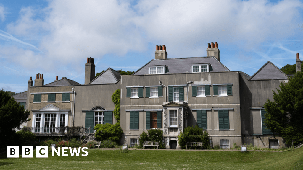 Preston Manor: 'Haunted house' reopens to public after five years