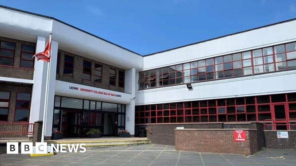 Isle of Man degree course change to make students 'work ready'