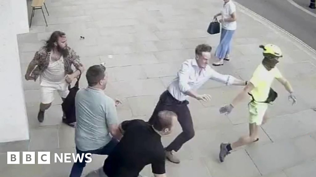 Ludgate Hill phone snatcher caught with DNA from lost shoe