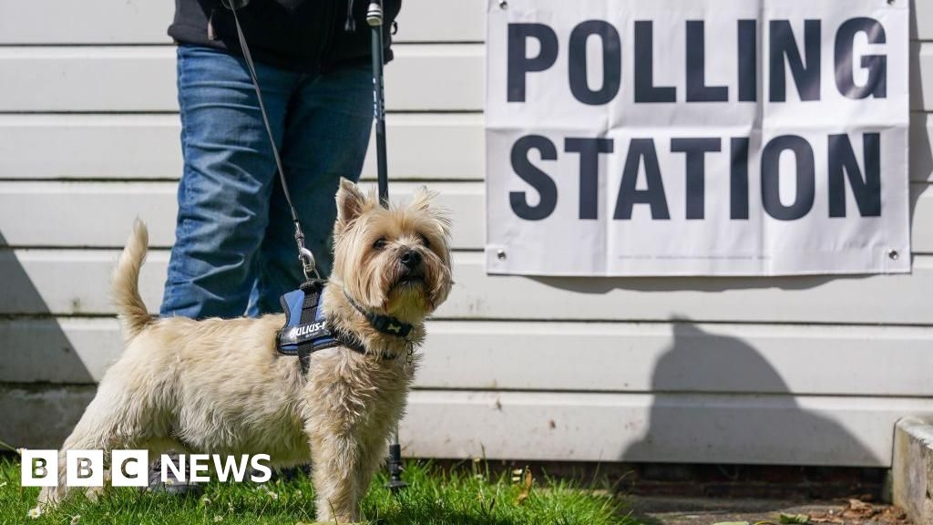 Warwickshire voters head to 2025 local election polls