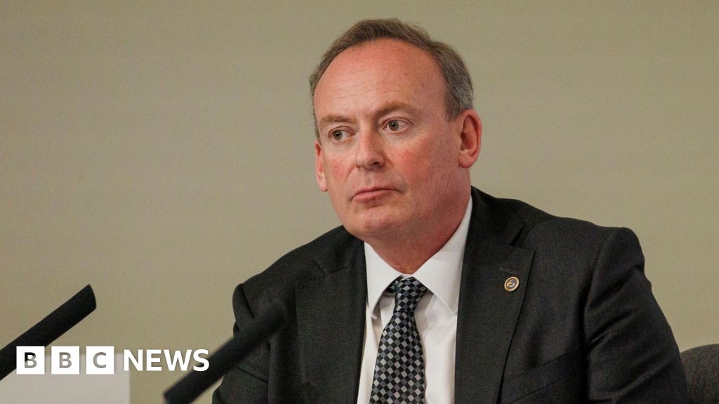 States of Guernsey to close loop-hole to stop tax avoidance