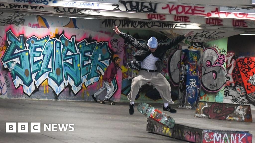 Blackfriars Bridge undercroft could be skatepark or energy hub