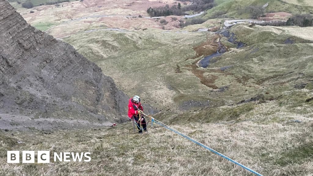 Rope rescue after walker falls 60m down Mam Tor