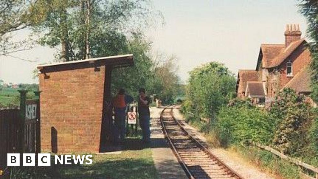 Isle of Wight Steam Railway buys 150-year-old station