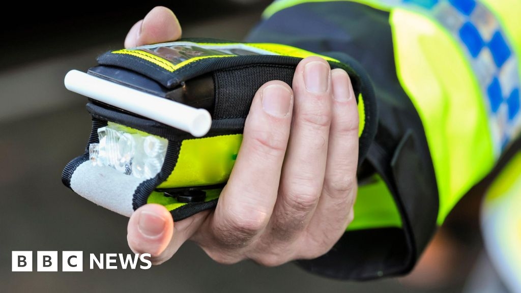 Drink driver nearly four times over limit on M4 near Reading