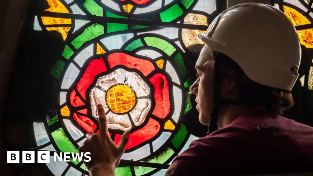 Project to analyse York Minster's Rose Window