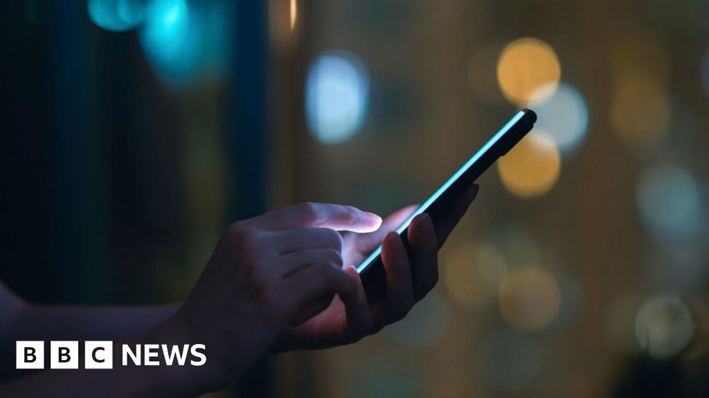 Ban AI apps creating naked images of children, says children's commissioner