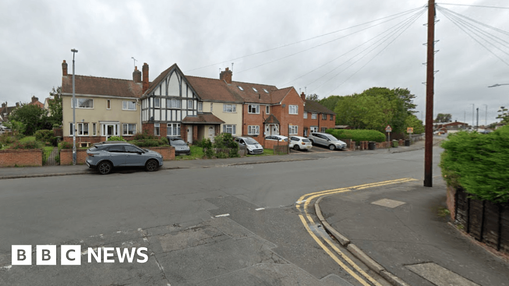 Nuneaton company fined after 70-year-old cyclist killed by lorry load