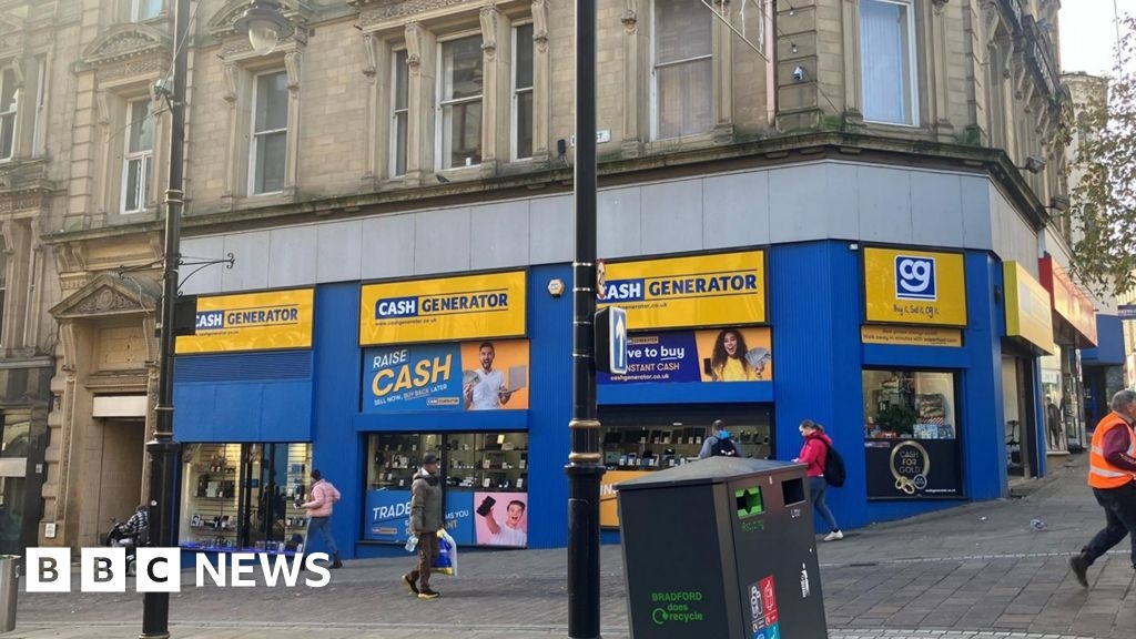 Bradford: Permission for 'garish' signage on listed building refused
