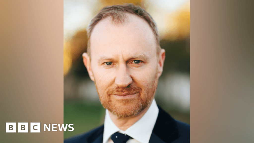 Mark Gatiss and Gina McKee to receive Durham honorary degrees